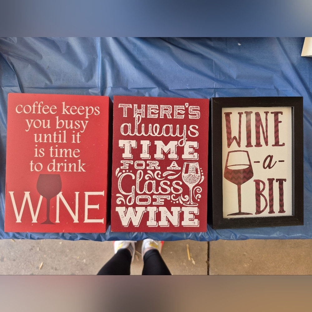 Red Wine Themed Wall Art Set